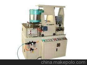 高精度全自動(dòng)圓柱攻絲機(jī) 國內(nèi)首創(chuàng)，自主知識(shí)產(chǎn)權(quán)引領(lǐng)行業(yè)革新